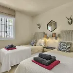 Casa Bambu - Incredible Beachside Townhouse By Finest * Marbella