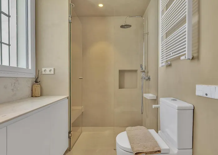 Vakantiehuis Casa Bambu - Incredible Beachside Townhouse By Finest Marbella