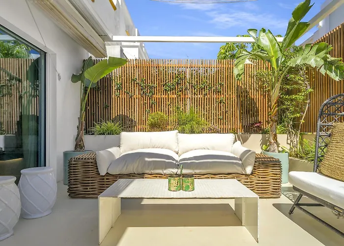 Casa Bambu - Incredible Beachside Townhouse By Finest