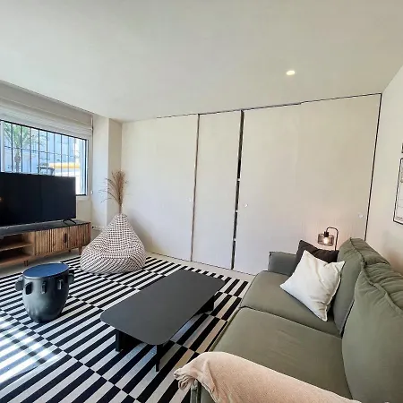 Vakantiehuis Casa Bambu - Incredible Beachside Townhouse By Finest *