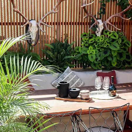 別荘 Casa Bambu - Incredible Beachside Townhouse マルベーリャ