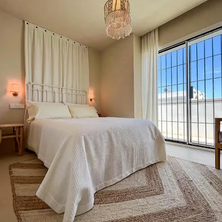 Vakantiehuis Casa Bambu - Incredible Beachside Townhouse By Finest *