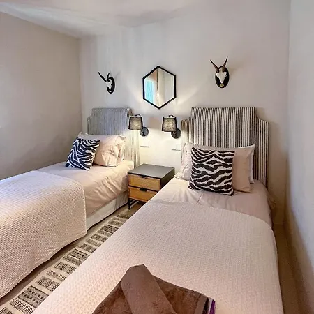 Casa Bambu - Incredible Beachside Townhouse By Finest * Μαρμπέλλα