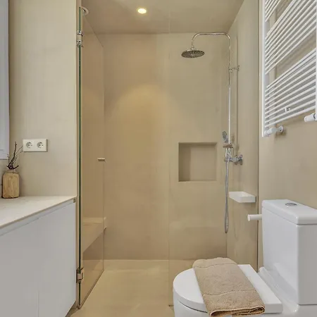 Ferienhaus Casa Bambu - Incredible Beachside Townhouse By Finest Marbella
