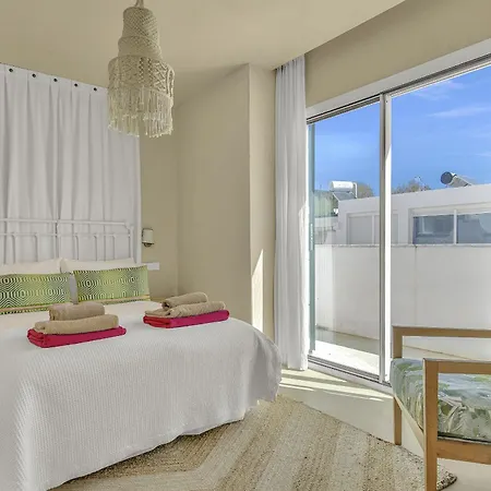 Casa Bambu - Incredible Beachside Townhouse By Finest *