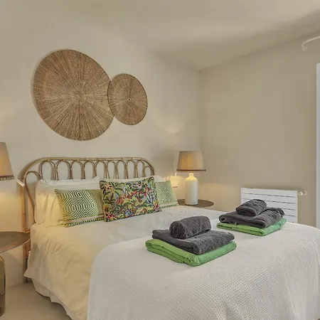 別荘 Casa Bambu - Incredible Beachside Townhouse By Finest *