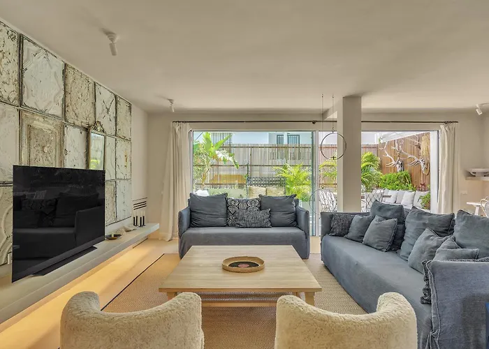 Casa Bambu - Incredible Beachside Townhouse By Finest Casa de Férias