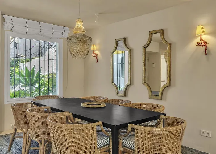Casa Bambu - Incredible Beachside Townhouse By Finest