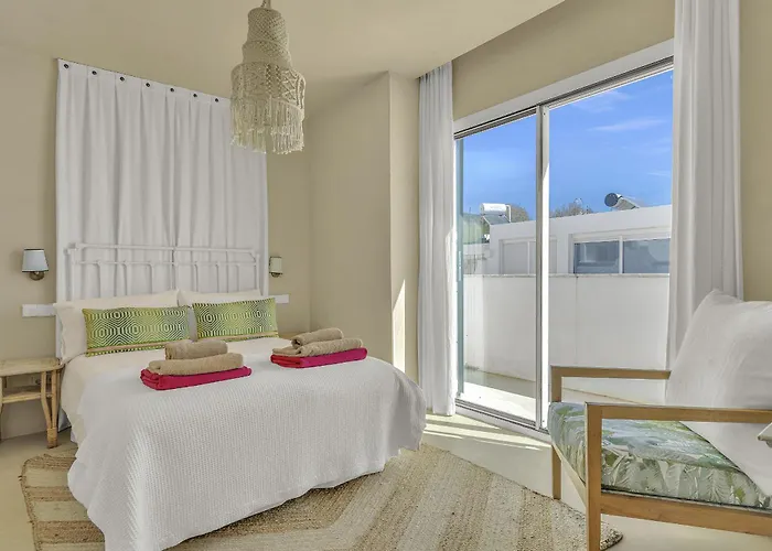 Casa Bambu - Incredible Beachside Townhouse By Finest *