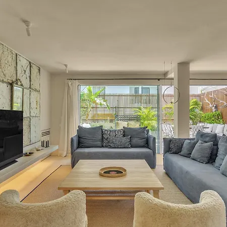 Casa Bambu - Incredible Beachside Townhouse By Finest Dom wakacyjny